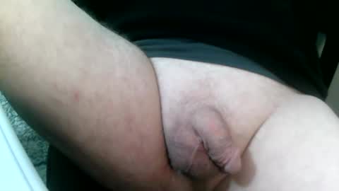 Snapshot of daddysmalls_55 chatting on December 2024 03:23:01 PM daddysmalls online show from December 2024 03:23:01 PM