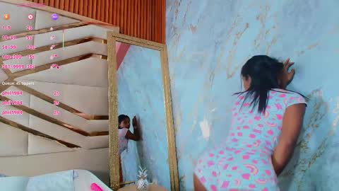 Snapshot of daddysneakinme chatting on February 2025 10:51:01 PM Anny online show from February 2025 10:51:01 PM