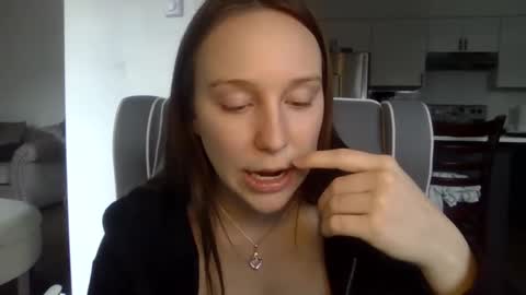 daddys good girl online show from March 2025 06:30:01 PM