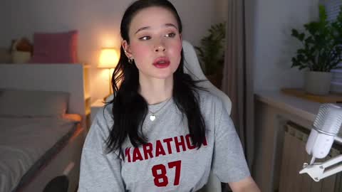 Daddys Trouble online show from January 2025 02:49:02 AM