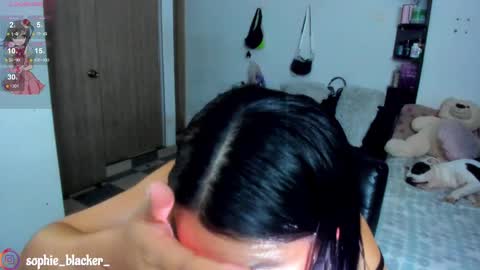 Sophie online show from February 2025 10:59:01 PM