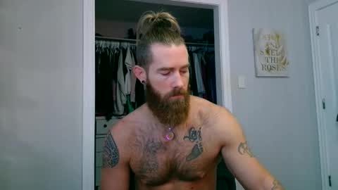 daddyunlocked1 online show from April 2026 02:40:01 PM