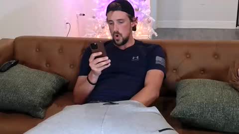 Snapshot of dadgoeswild chatting on January 2026 09:06:02 PM DadGoesWild online show from January 2026 09:06:02 PM