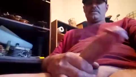 Snapshot of dadsfreedickrides chatting on November 2025 09:57:02 PM dadsfreedickrides online show from November 2025 09:57:02 PM