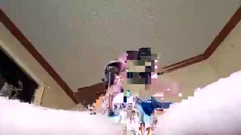 Snapshot of dadsfreedickrides chatting on November 2025 07:37:02 PM dadsfreedickrides online show from November 2025 07:37:02 PM