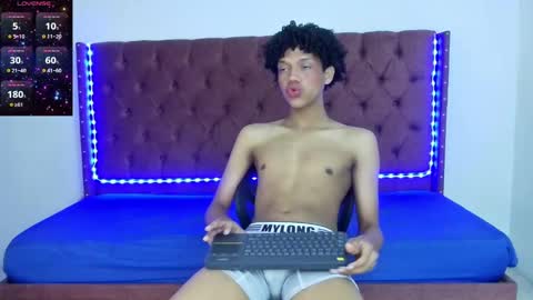 Snapshot of dady_show69 chatting on January 2025 01:53:02 PM ALLAN online show from January 2025 01:53:02 PM