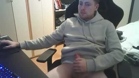 Snapshot of dae5 chatting on February 2026 08:34:01 PM Dae5 online show from February 2026 08:34:01 PM