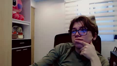 Snapshot of dae_lune chatting on February 2026 08:49:01 PM dae_lune online show from February 2026 08:49:01 PM