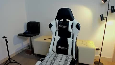 Allan Daf online show from November 2025 12:49:02 PM