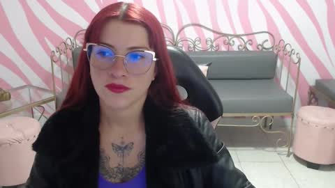 Snapshot of daffne_evans chatting on November 2025 08:08:02 PM daffne evans online show from November 2025 08:08:02 PM