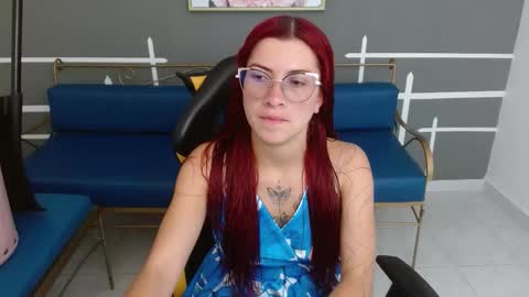 Snapshot of daffne_evans chatting on November 2025 01:37:02 PM daffne evans online show from November 2025 01:37:02 PM