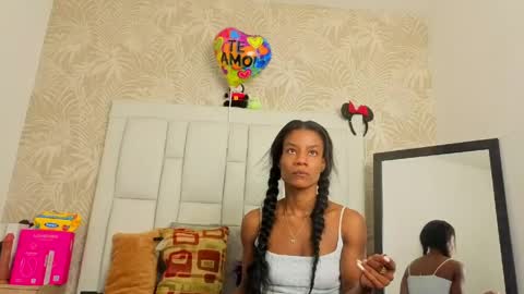 daffnelewis online show from April 2026 11:56:01 AM