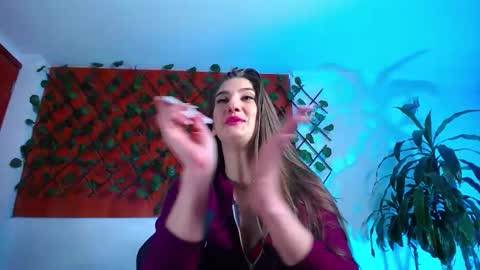 Dafne Castro online show from January 2026 03:04:02 PM
