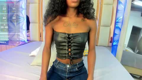 Dafnee online show from September 2025 12:18:01 PM