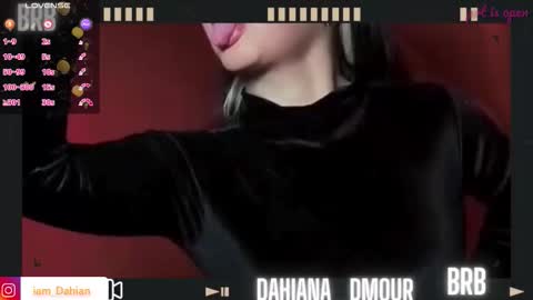 Snapshot of dahiana_dmour chatting on November 2025 11:24:01 AM Dahiana online show from November 2025 11:24:01 AM