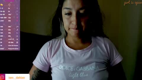 Dahiana  online show from April 2026 12:21:02 PM