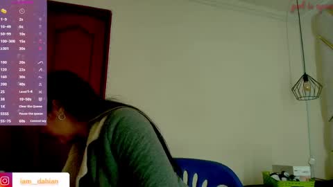 Dahiana  online show from April 2026 12:22:02 PM