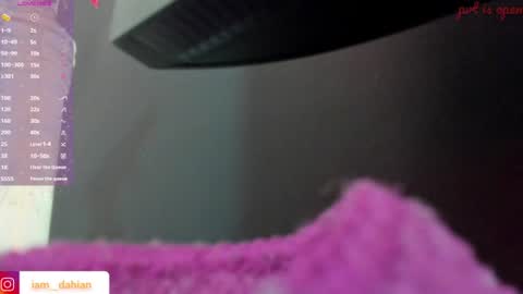 Snapshot of dahiana_dmour chatting on June 2026 11:47:02 AM Dahiana online show from June 2026 11:47:02 AM
