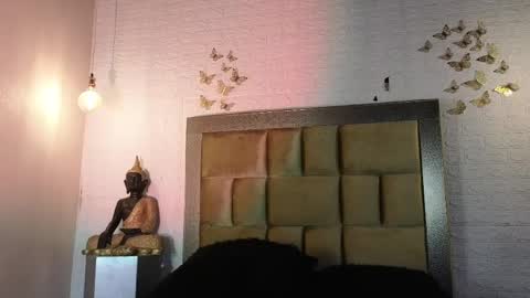 Dahiana online show from May 2026 12:11:02 PM