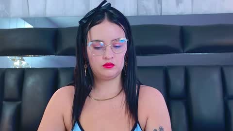 Snapshot of dahianamoss chatting on November 2025 11:32:01 AM Dahiana online show from November 2025 11:32:01 AM