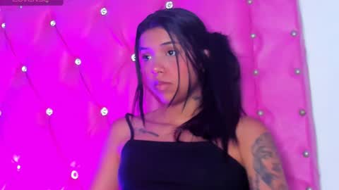    online show from December 2024 01:29:02 PM