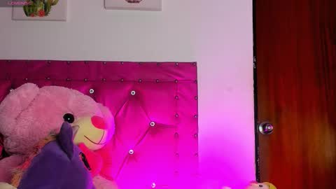    online show from September 2025 08:03:02 AM