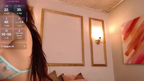 Dahlia online show from November 2025 11:21:02 AM