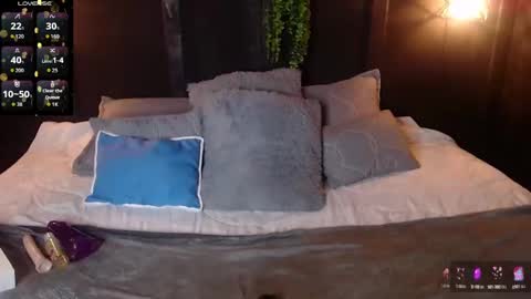 DAHYAN online show from October 2025 02:14:02 PM