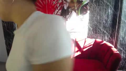 Snapshot of daiana_m chatting on December 2024 12:45:02 PM Daiana online show from December 2024 12:45:02 PM