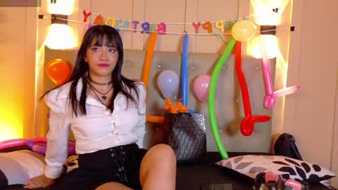 daiisy_kiss online show from May 2026 01:30:01 PM