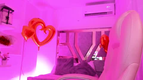 Snapshot of daila_01 chatting on February 2025 06:12:02 AM Daila online show from February 2025 06:12:02 AM