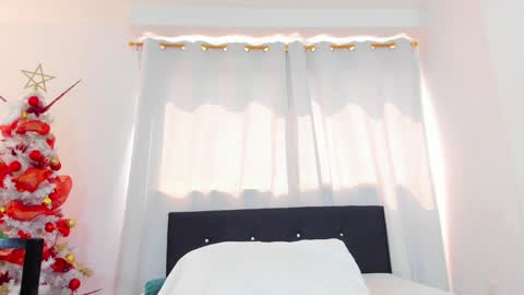 Snapshot of dailasmith chatting on December 2024 04:47:02 PM Daila Smith online show from December 2024 04:47:02 PM