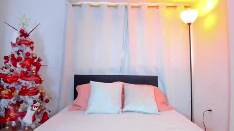 Snapshot of dailasmith chatting on December 2024 06:05:01 PM Daila Smith online show from December 2024 06:05:01 PM