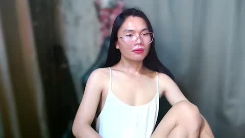 Kim online show from August 2026 05:04:02 PM