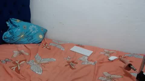 Snapshot of daisha_becker chatting on December 2024 11:51:01 PM daisha_becker online show from December 2024 11:51:01 PM