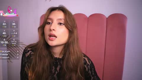 Lauren            online show from March 2025 03:40:02 PM