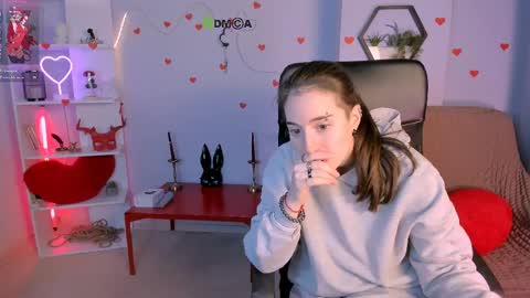 daisy online show from April 2026 07:11:02 PM