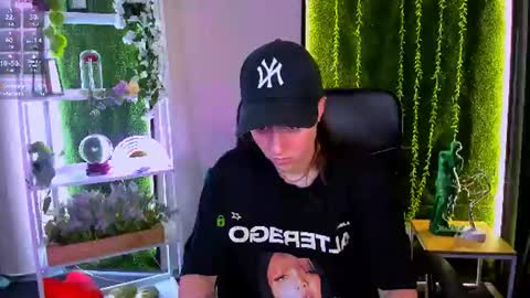 Snapshot of daisy_baby_ chatting on July 2026 12:20:01 PM daisy online show from July 2026 12:20:01 PM