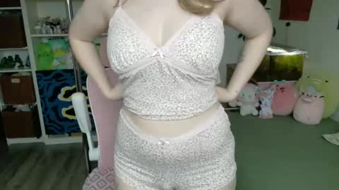 Daisy online show from April 2026 06:21:01 PM