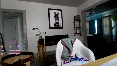 Snapshot of daisy_dove chatting on February 2026 03:54:01 PM Daisy online show from February 2026 03:54:01 PM