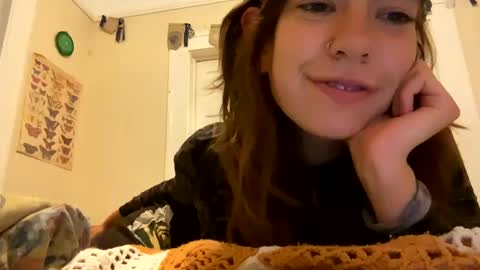 DaisyB3 online show from September 2025 06:23:02 AM