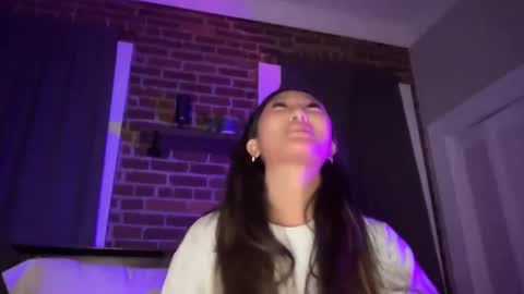 Snapshot of daisykimvip chatting on February 2025 02:29:02 AM Daisy Kim online show from February 2025 02:29:02 AM