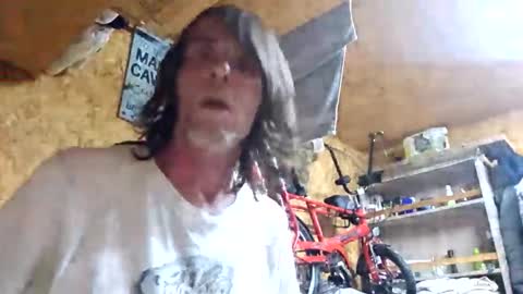 dave online show from April 2026 08:48:01 PM