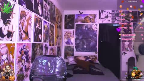 Snapshot of dakapsy420_ chatting on November 2025 11:05:01 PM Dakapsy online show from November 2025 11:05:01 PM