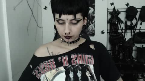 dakota online show from October 2025 02:33:01 AM