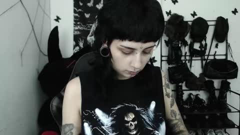 Snapshot of dakota_krall_ chatting on February 2026 02:10:01 AM dakota online show from February 2026 02:10:01 AM