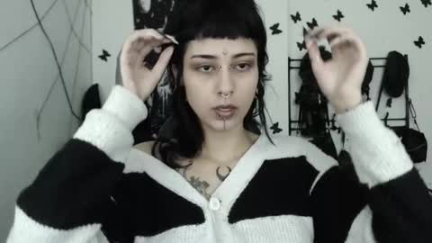 Snapshot of dakota_krall_ chatting on February 2026 11:28:01 AM dakota online show from February 2026 11:28:01 AM