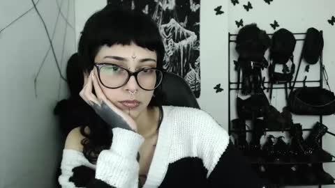 Snapshot of dakota_krall_ chatting on February 2026 02:45:02 AM dakota online show from February 2026 02:45:02 AM