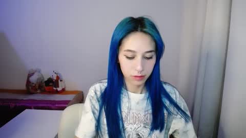 Maca online show from November 2025 10:42:01 PM