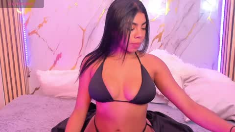 Dakota Ferreti online show from May 2026 12:00:01 PM